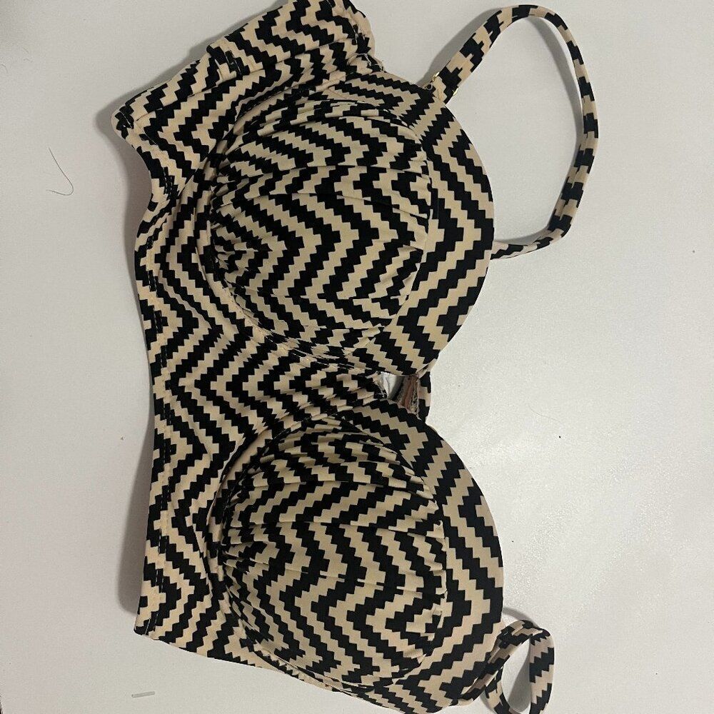 Xhiliration Swim Suit Small Good Condition Padded and LIfted! Classic Pin-up Sty